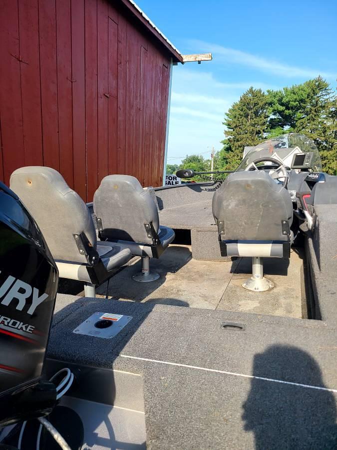 Used 2017 Lowe FM 165 Pro