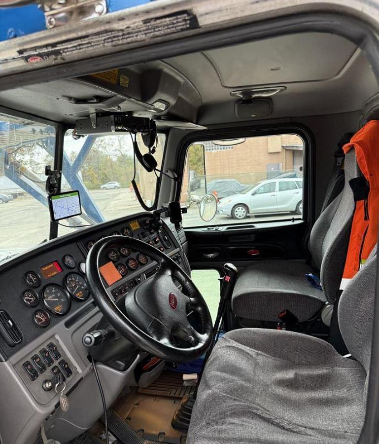 Used 2015 Peterbilt 389