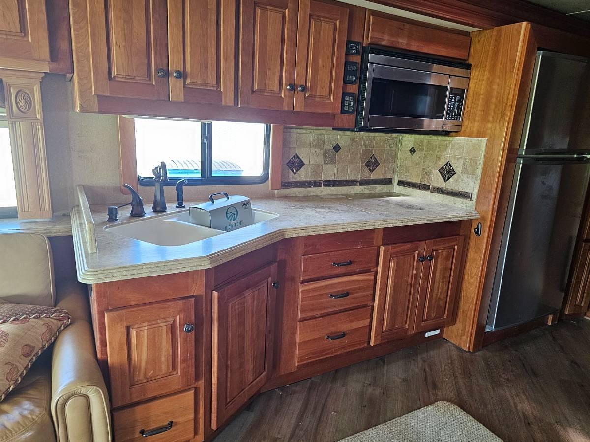 Used 2009 Monaco Dynasty 45 Stafford Iv