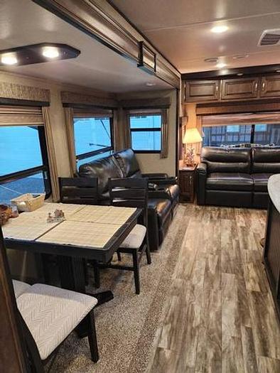 Used 2019 Grand Design Reflection Travel Trailer 315RLTS