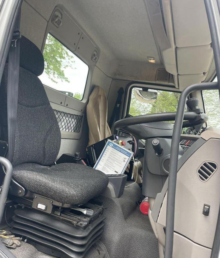 Used 2019 Peterbilt 220 sweeper truck