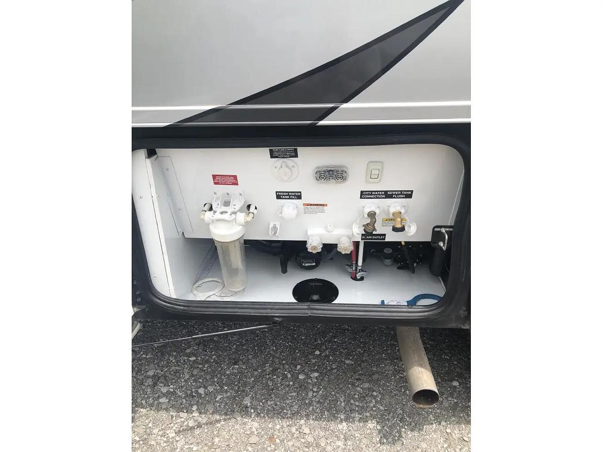 Used 2019 Coachmen Mirada Select 37SB Class A Motorhome