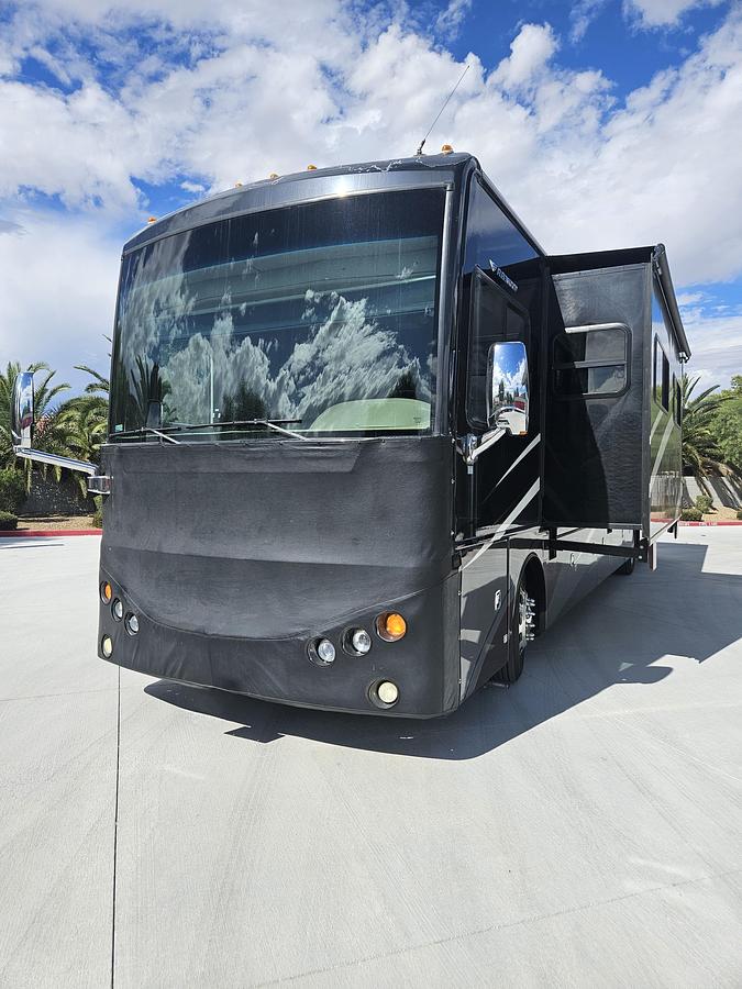 Used 2014 Fleetwood Expedition 40X