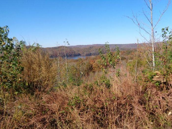 Used LOT 22 TWIN FEATHERS DR