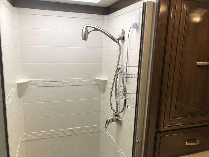 Used 2017 Thor Motor Coach Palazzo 36.1