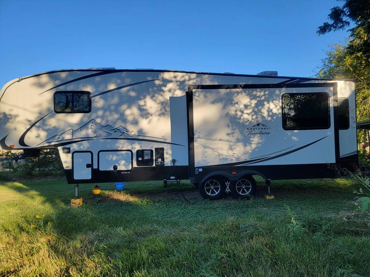 Used 2022 Forest River Tandara