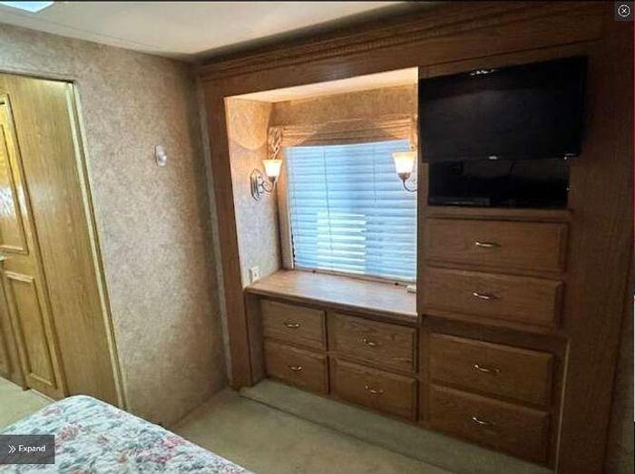 Used 2004 Travel Supreme Envoy 40DS04