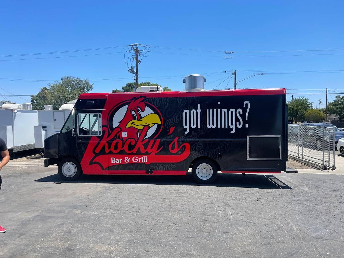 Used 2009 Workhorse Food Truck