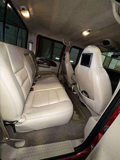 Used 2001 Ford Super Duty F-350 SRW Lariat