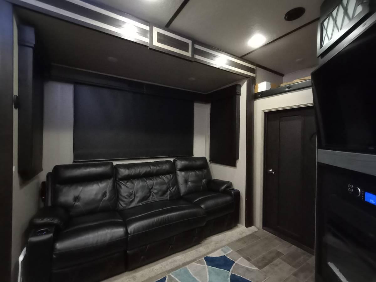 Used 2017 Keystone Fuzion 371 Anniversary Edition Fifth Wheel Toy Hauler