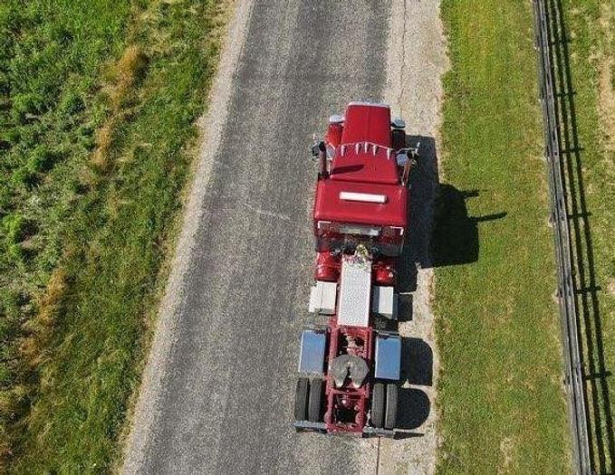 Used 2023 Peterbilt 389