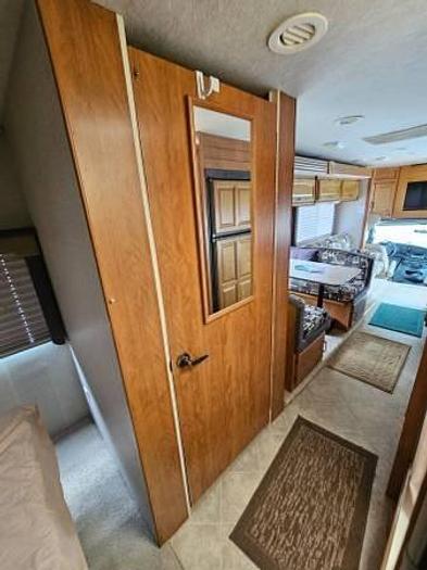 Used 2007 Fleetwood Tioga 31ft Class C Motorhome