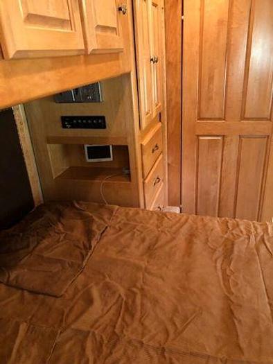 Used 2005 Monaco Executive 40PBT