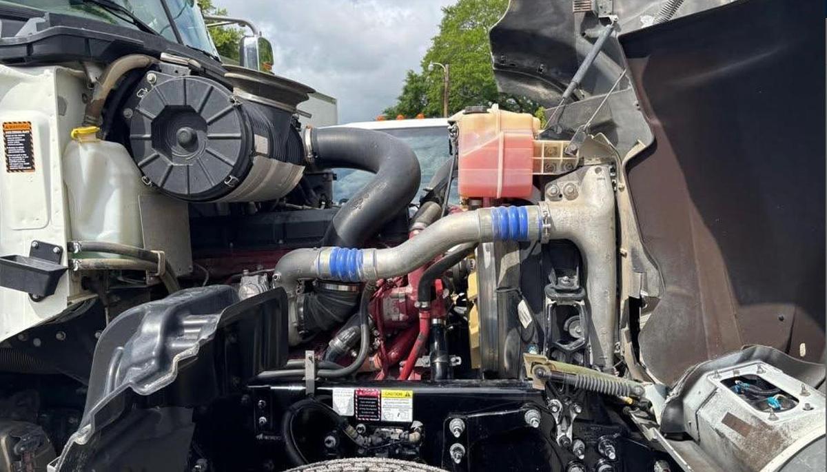 Used 2019 MACK GRANITE 84BR