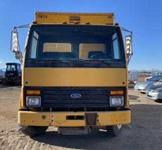 Used 1990 Ford CF7000