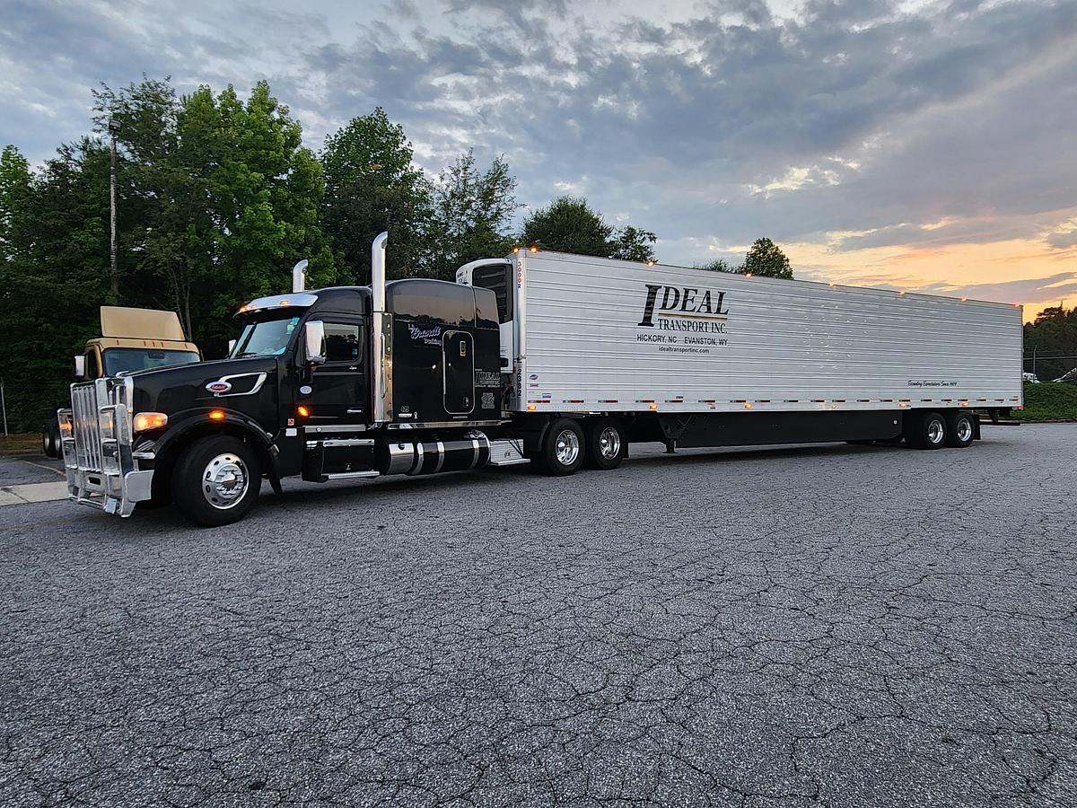 Used 2019 Peterbilt 567 Conventional Sleeper Truck