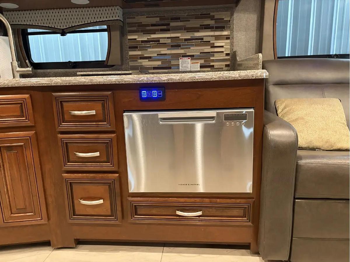 Used 2019 Forest River Berkshire XL 40D
