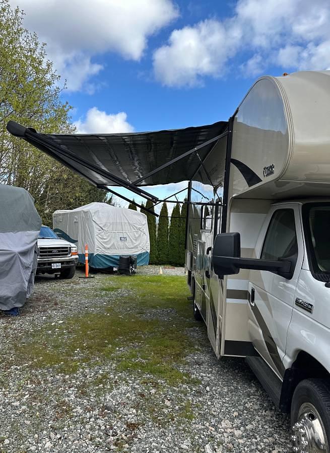 Used 2020 Thor Motor Coach Chateau 24F