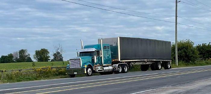 Used 2001 INTERNATIONAL 9900 IX