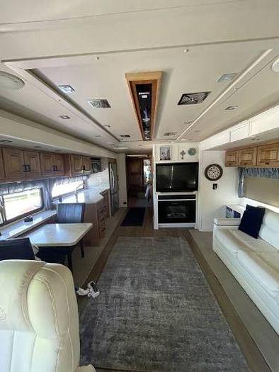 Used 2019 Tiffin Allegro Red 33AA