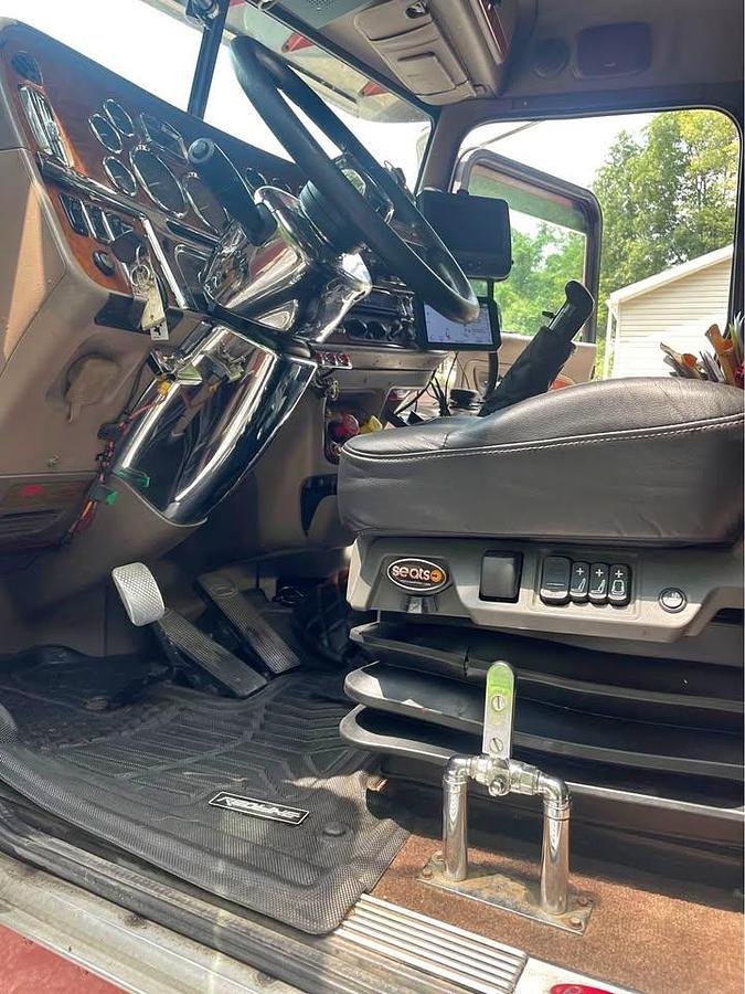 Used 2006 Peterbilt 379EXHD