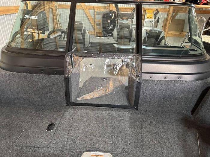 Used 2021 LUND Impact 1875 XS