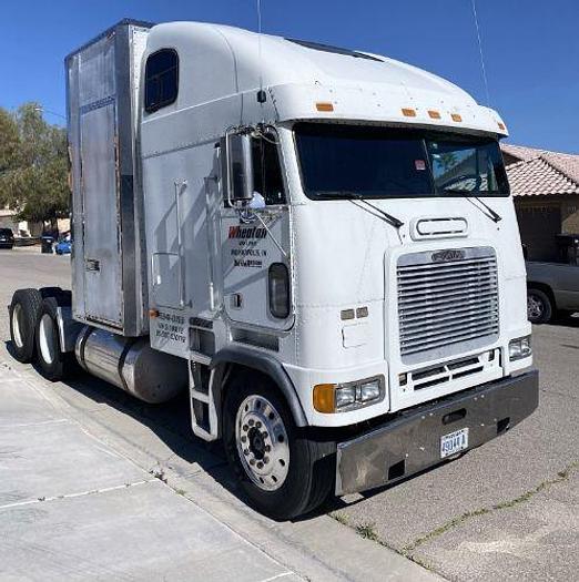 Used 1995 Freightliner FLB112