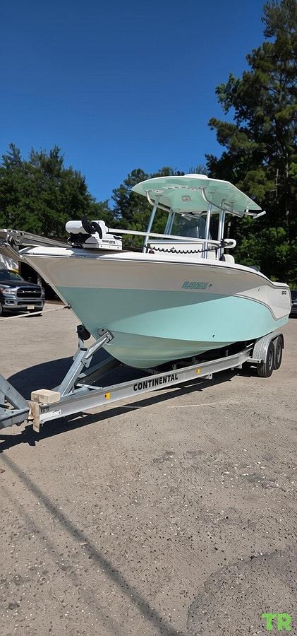 Used 2013 Sea Fox 256 Commander Center Console Boat