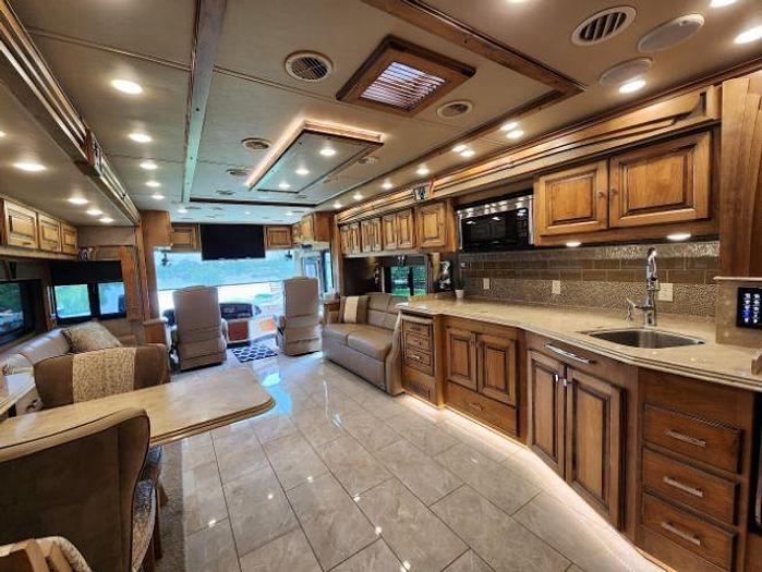 Used 2017 Tiffin Phaeton 40QBH