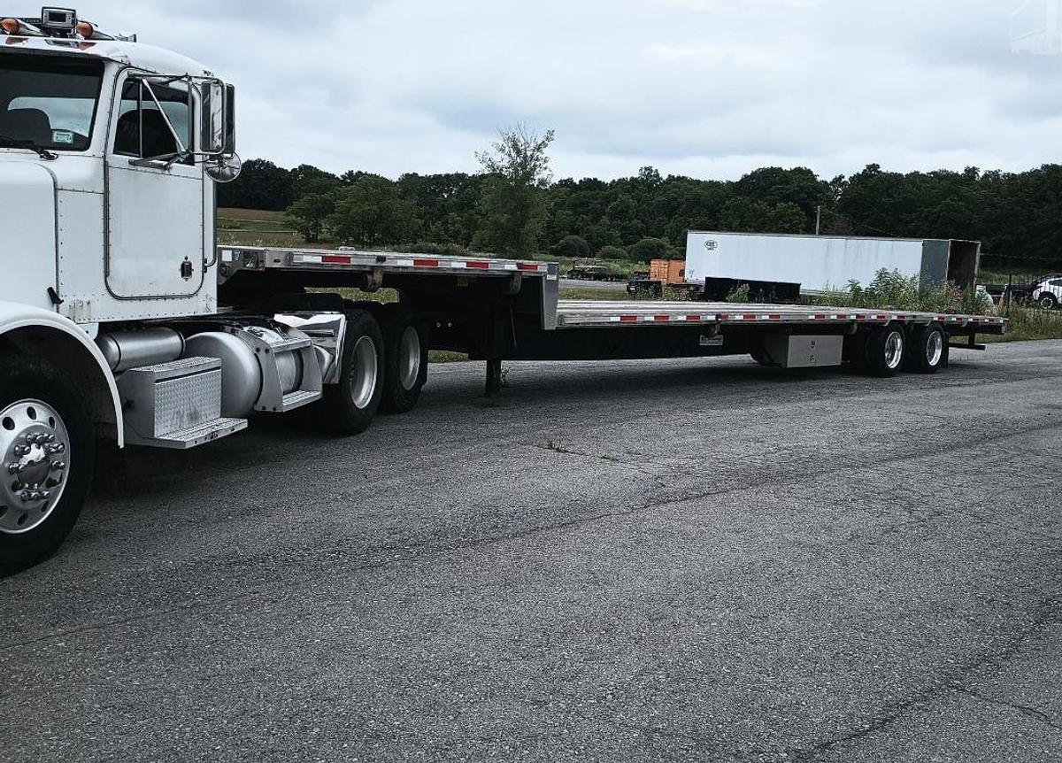 Used 2016 TRANSCRAFT D Eagle II Drop Deck Trailer