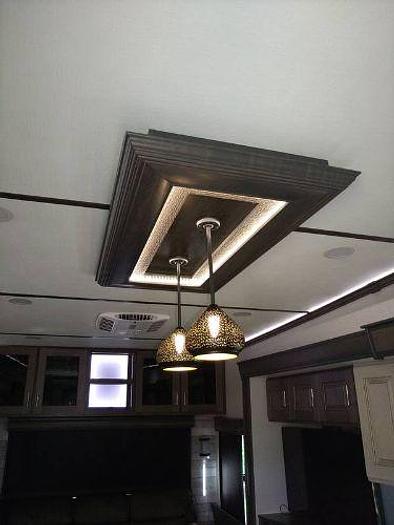 Used 2021 Alliance RV Paradigm 370FB