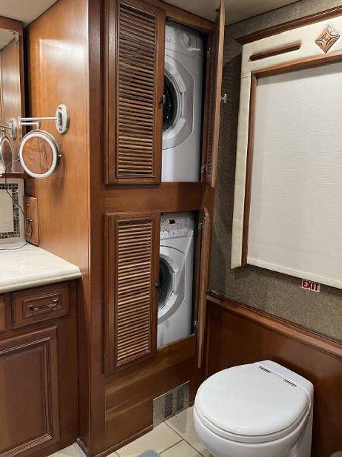 Used 2013 Winnebago Tour 42QD Class A Motorhome