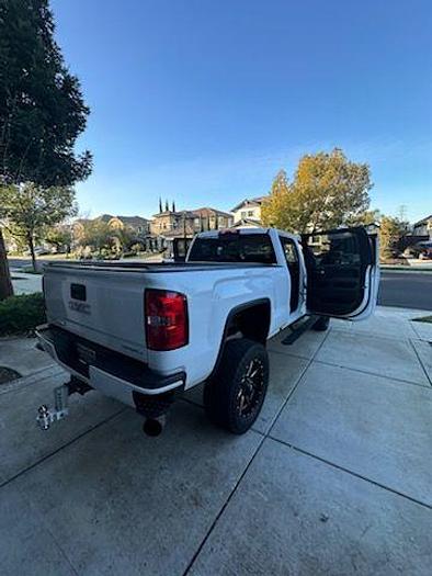 Used 2015 GMC Sierra 2500HD available WiFi Denali