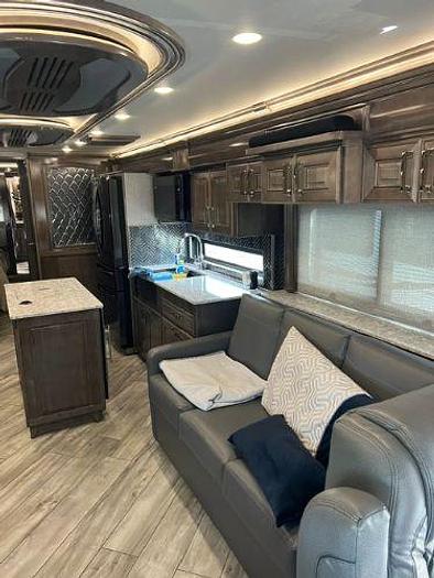 Used 2023 American Coach American Dream 45D