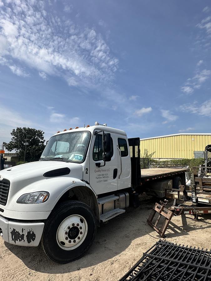 Used 2020 Freightliner Business M2 Flatbed