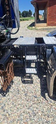 Used 2008 Freightliner Columbia