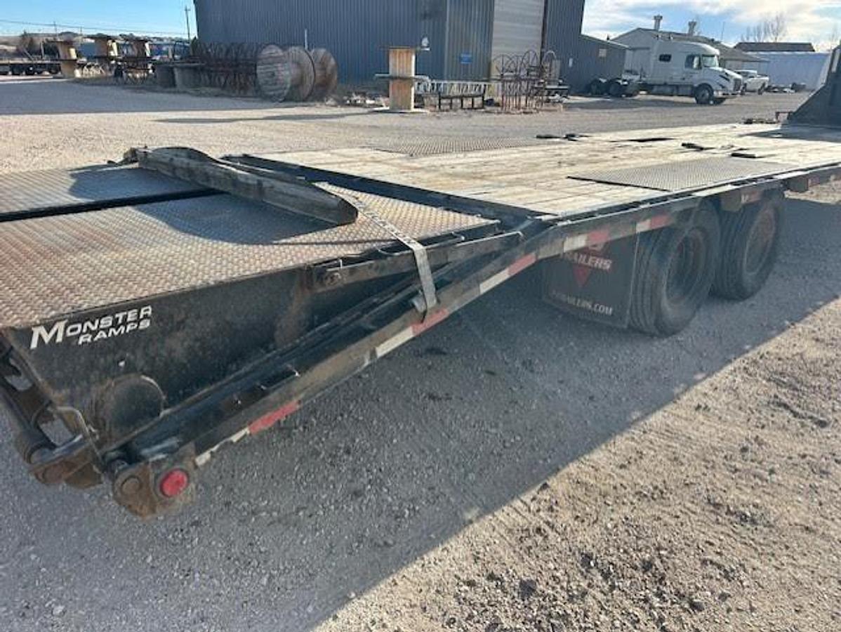 Used 2022 PJ 35Ft Gooseneck Dovetail Flatbed Trailer