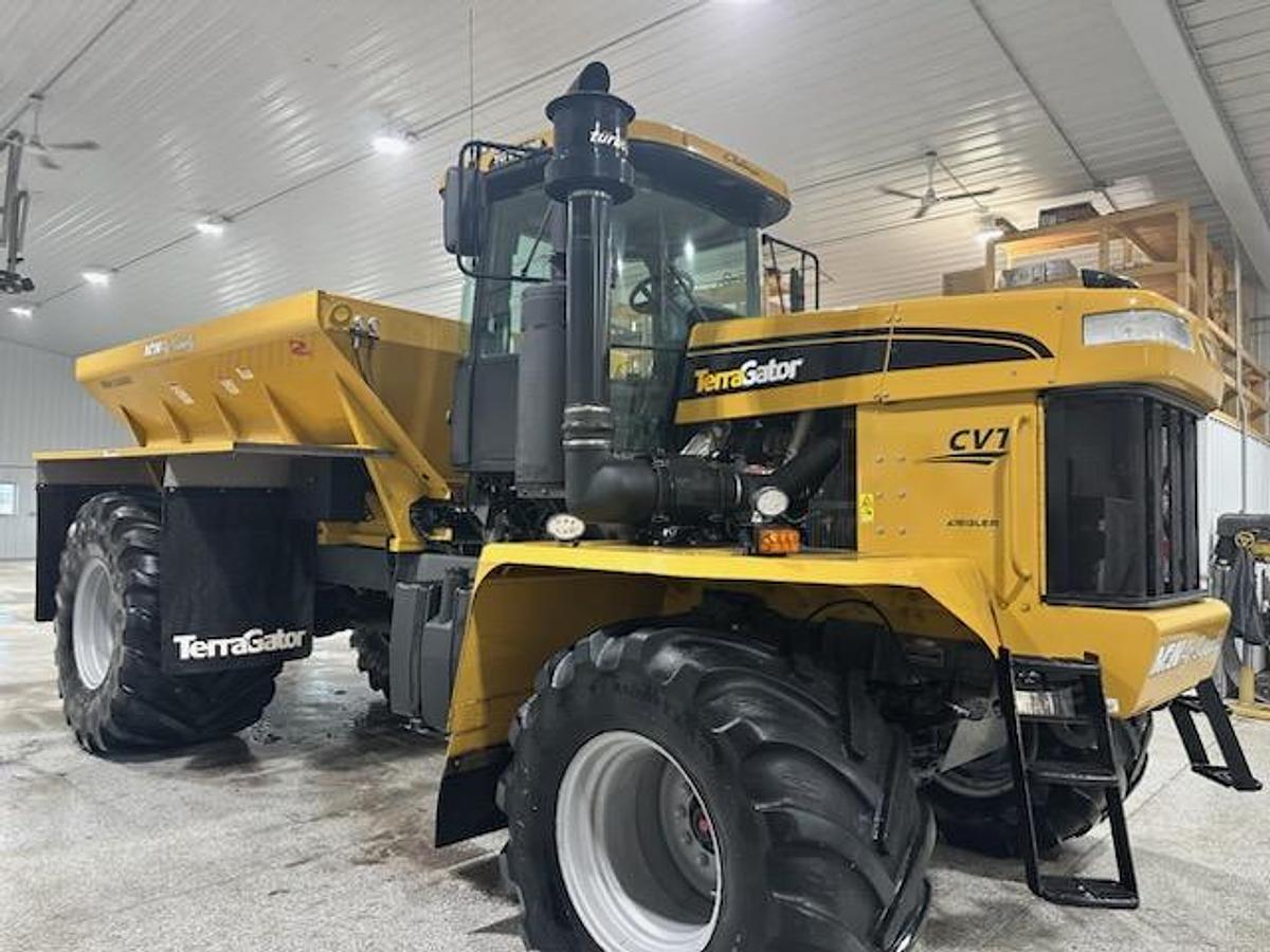 Used 2016 Terragator TG8400B Spreader