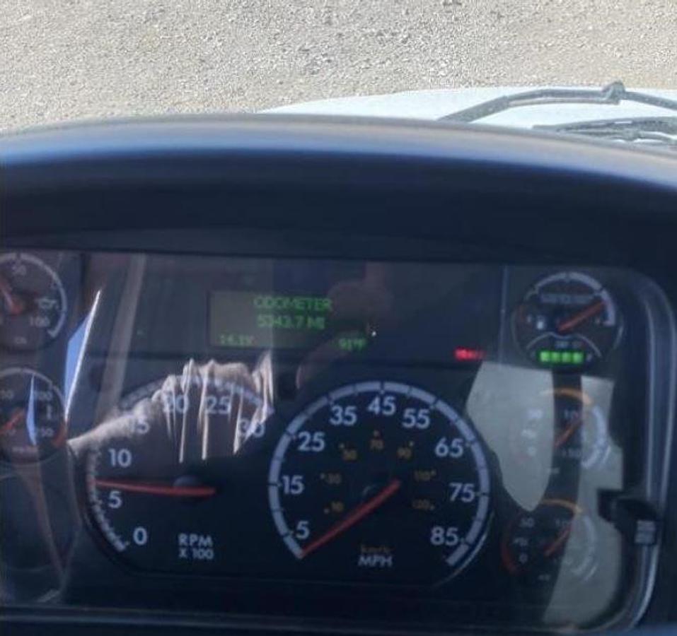 Used 2019 Freightliner Business Class M2 106