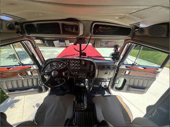 Used 2004 Peterbilt 379