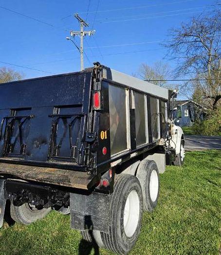 Used 2000 Ford F750