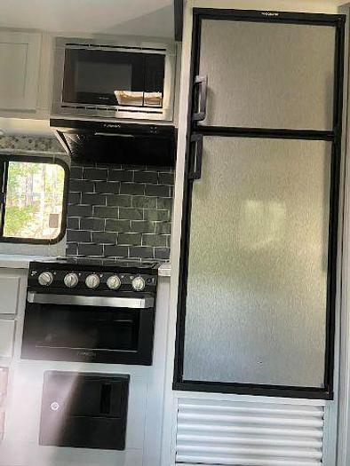 Used 2021 Keystone Bullet Ultralight 258RKS