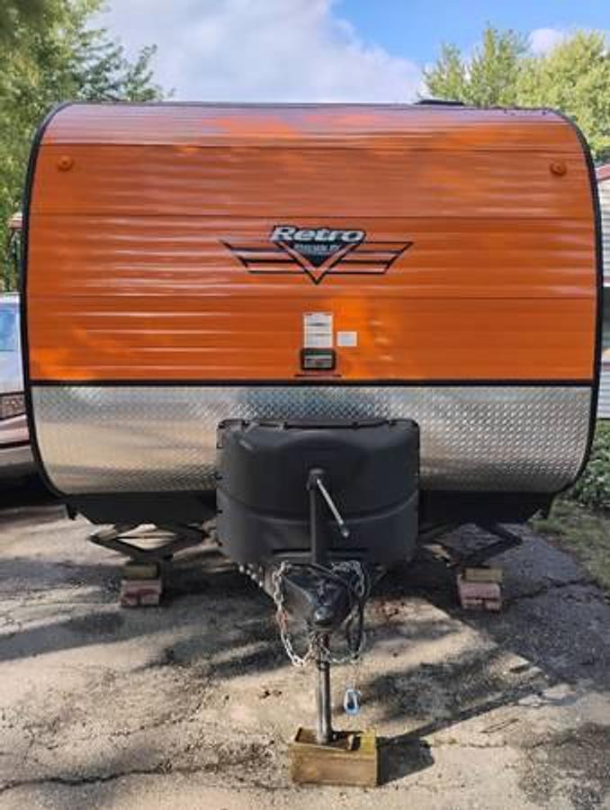 Used 2017 Riverside RV Retro 819
