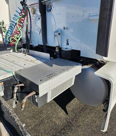 Used 2012 Peterbilt 386