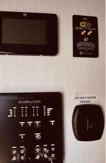 Used 2022 Forest River Cherokee Artic Wolf 3770 Suite