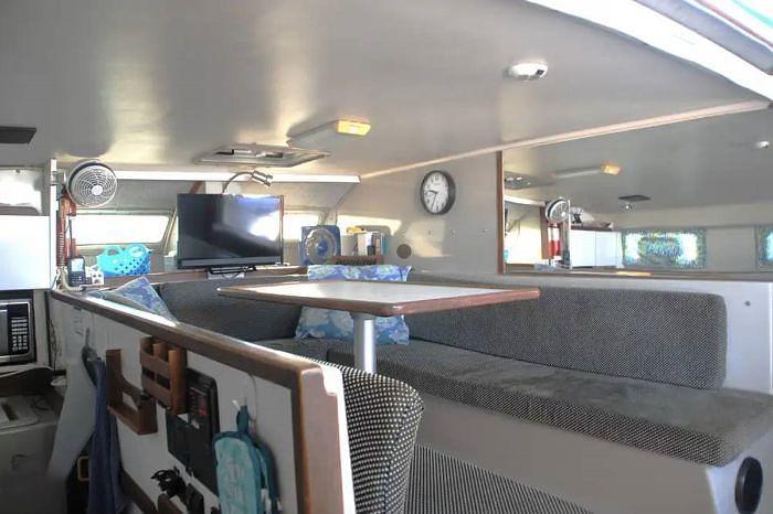 Used 1990 Endeavour Intercat 1500