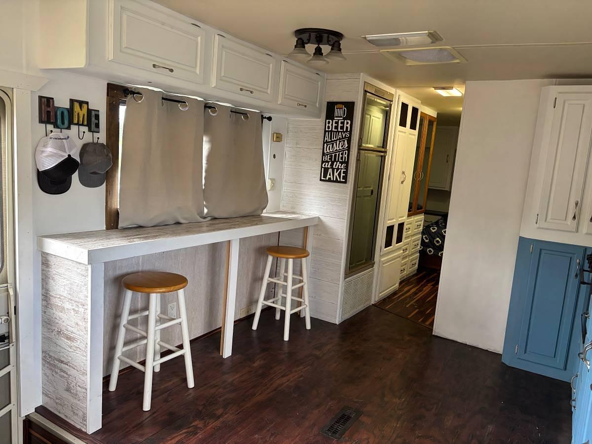 Used 1996 Holiday Rambler Endeavor LE