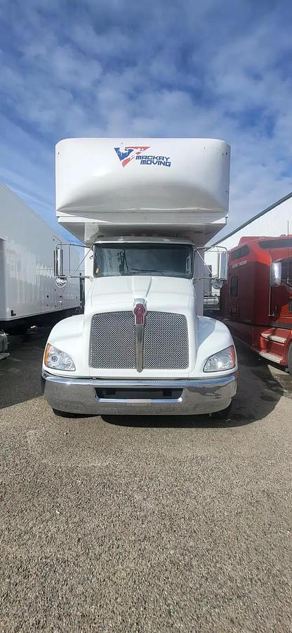 Used 2020 Kenworth T370