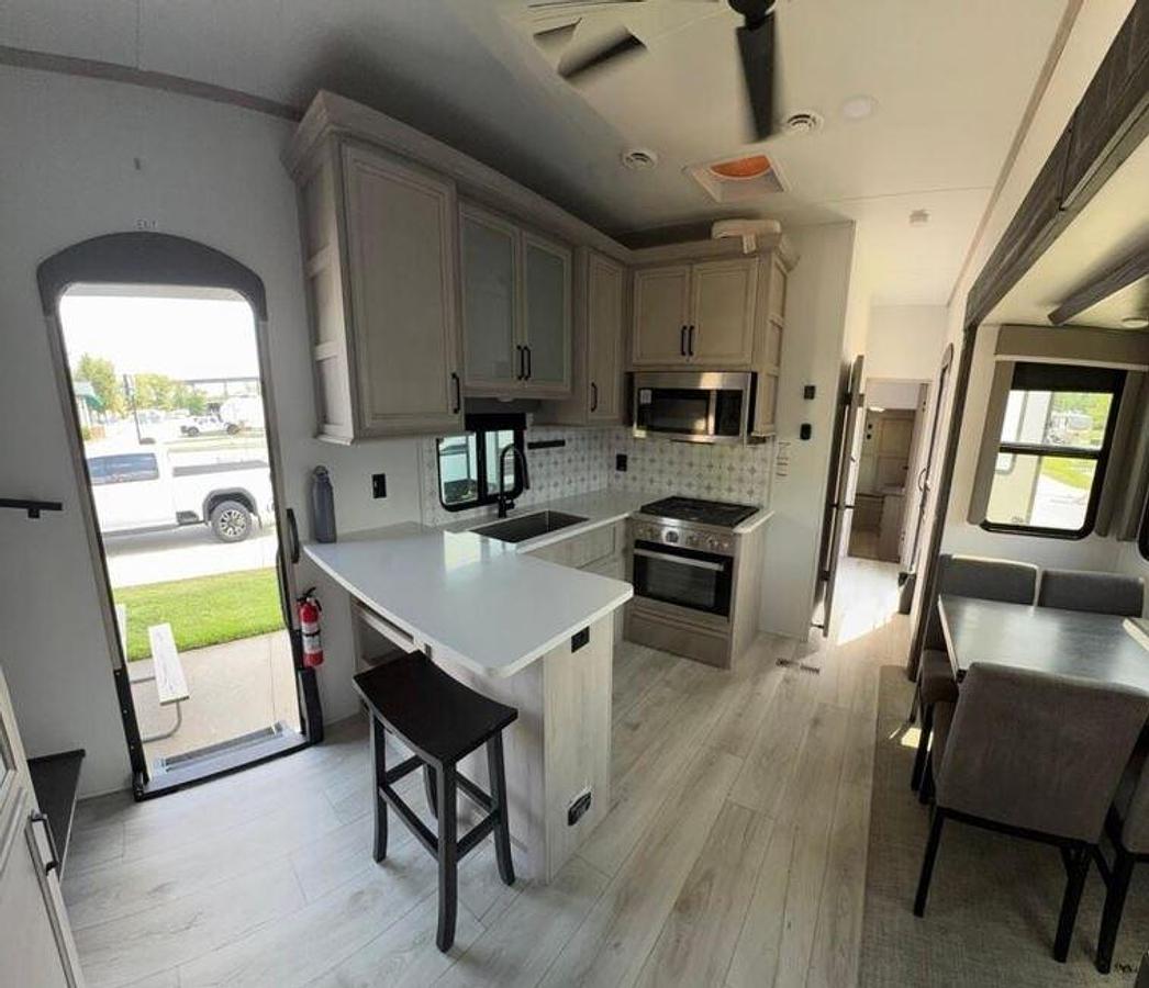 Used 2024 Keystone Montana High Country 377FL Fifth Wheel
