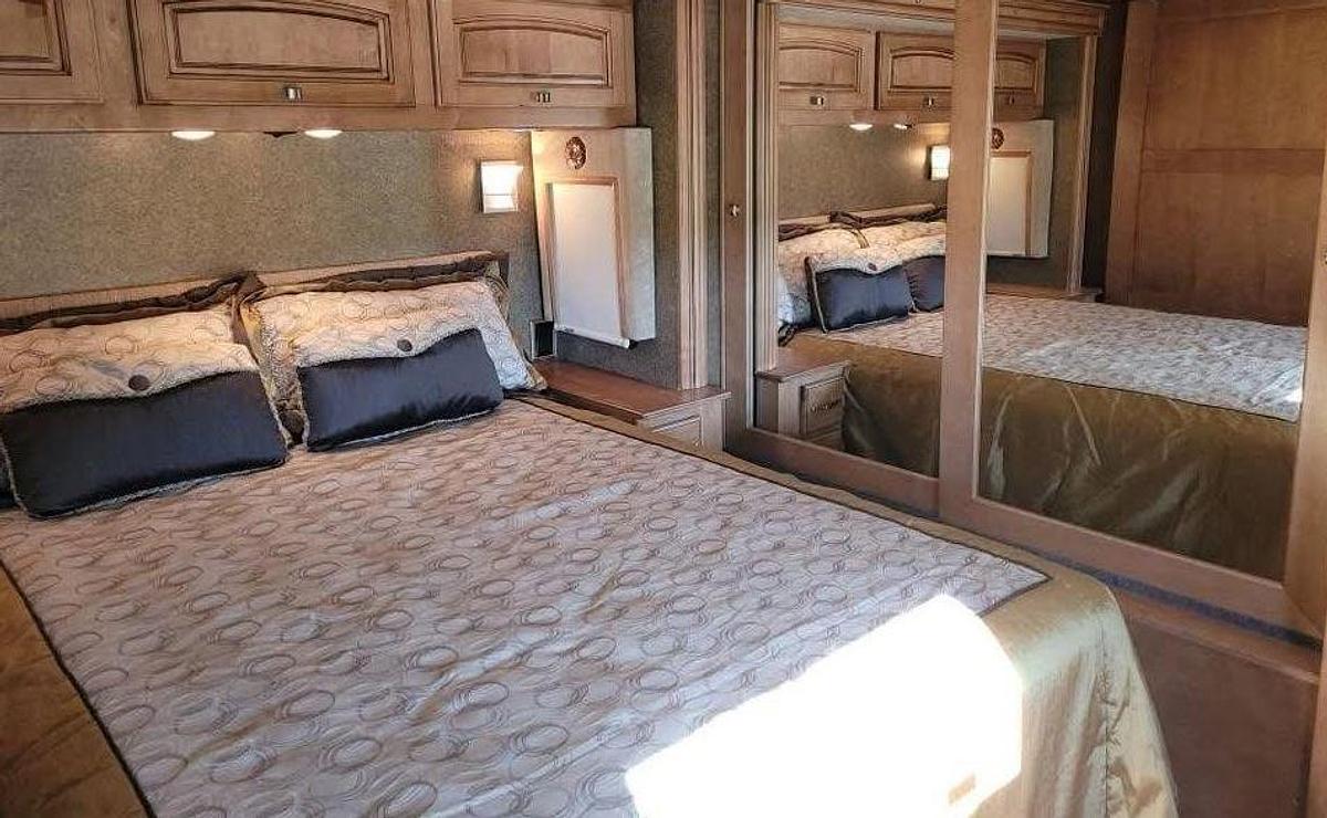 Used 2013 Winnebago Journey 34B Class A Motorhome